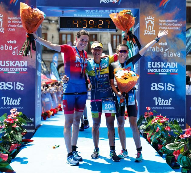 Judith Corachán reina en el Half Triatlon de Vitoria y Dolça Ollé finaliza 4ª